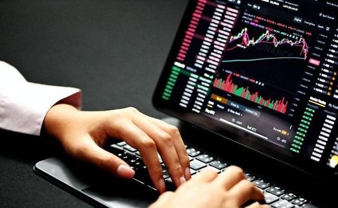 神牛资讯配资公司深度解析：平台背景、服务特色与投资者指南